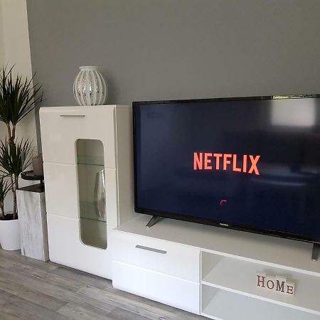 Ferienwohnung Saturn ミュルハイム・アン・デア・ルール エクステリア 写真